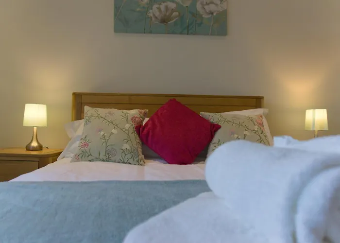 Almanna, Central York, Only 6 Minutes Walk To York Minster
